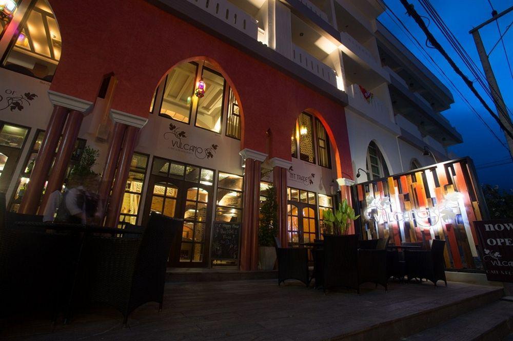 Vulcano Hotel Chiang Mai Buitenkant foto