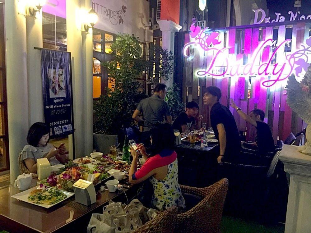 Vulcano Hotel Chiang Mai Buitenkant foto